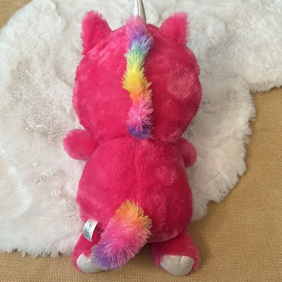 🌸3/$12, Shark, unicorn kitten stuffed animal in perfect condition - Picture 8 of 10
